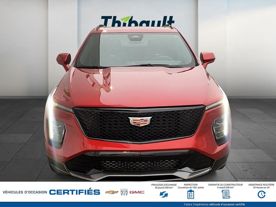 CADILLAC XT4 SPORT Traction intégrale, 4 portes Sport 2024 Rouge