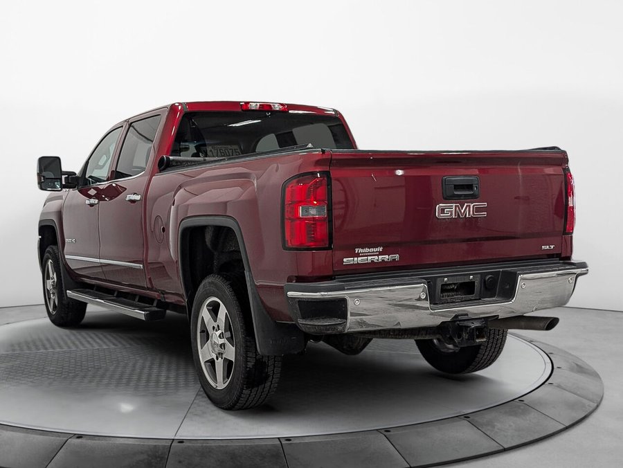 2018 GMC Sierra 2500 SLT 4WD Crew Cab Moteur 6.0l Essence Red