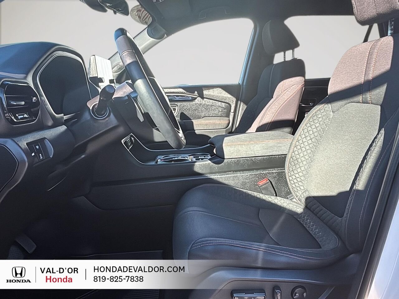 2025 Honda Pilot Sport AWD White Val-d'Or - photo #6