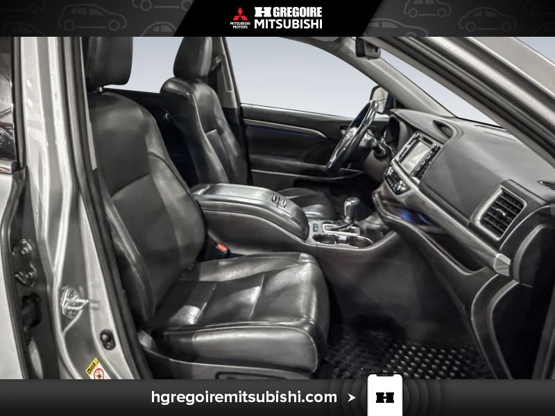 2017 Toyota Highlander HYBD Grey Laval - photo #16