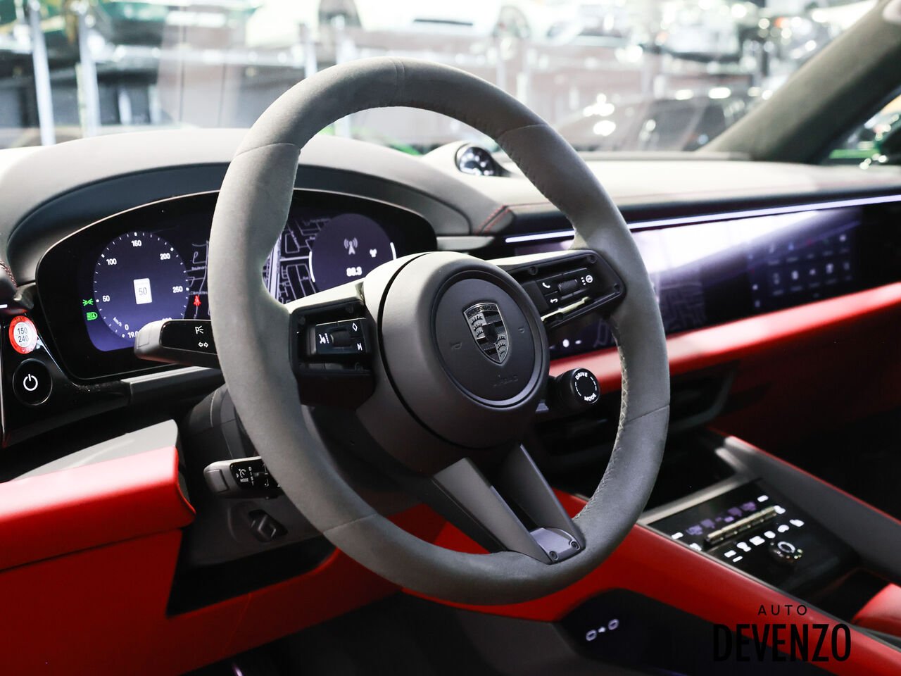 2025 Porsche Macan Grey Saint-Eustache - photo #13