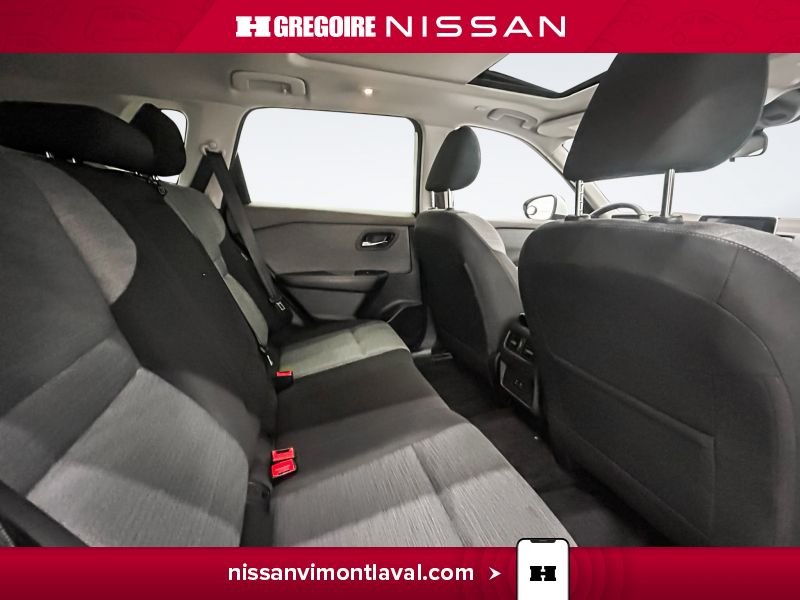 2023 Nissan Rogue White Laval - photo #13