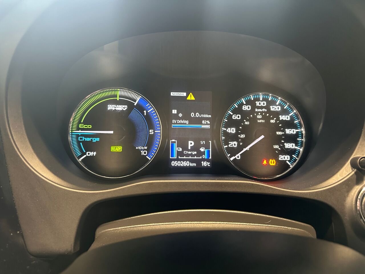 Mitsubishi Outlander PHEV LE S-AWC 2022 Argent Rouyn-Noranda - photo #13