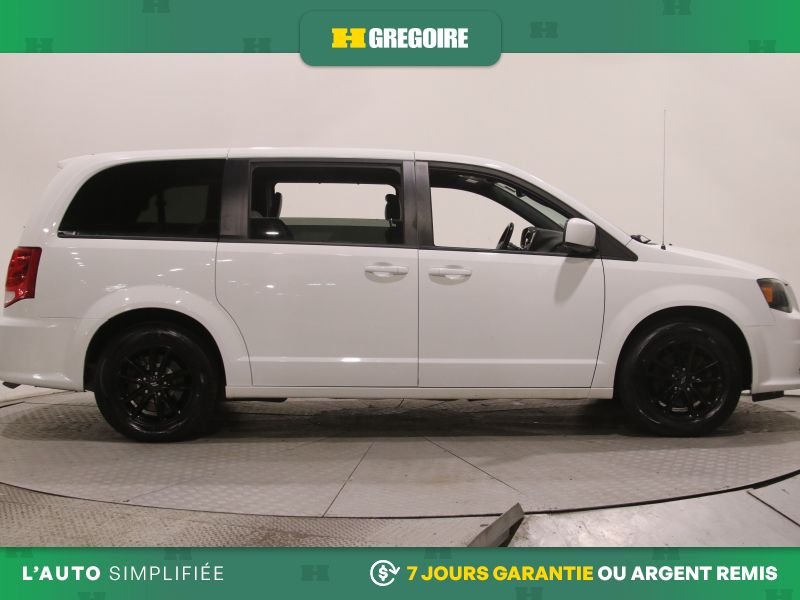 2020 Dodge GR Caravan White Laval - photo #10
