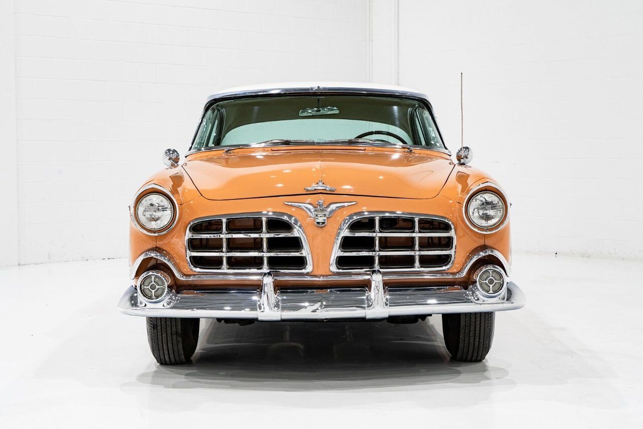 Chrysler IMPERIAL *PRIX EN USD* 354cu.in. FirePower V8 1 of 2098 built 1956 Orange Montréal - photo #2
