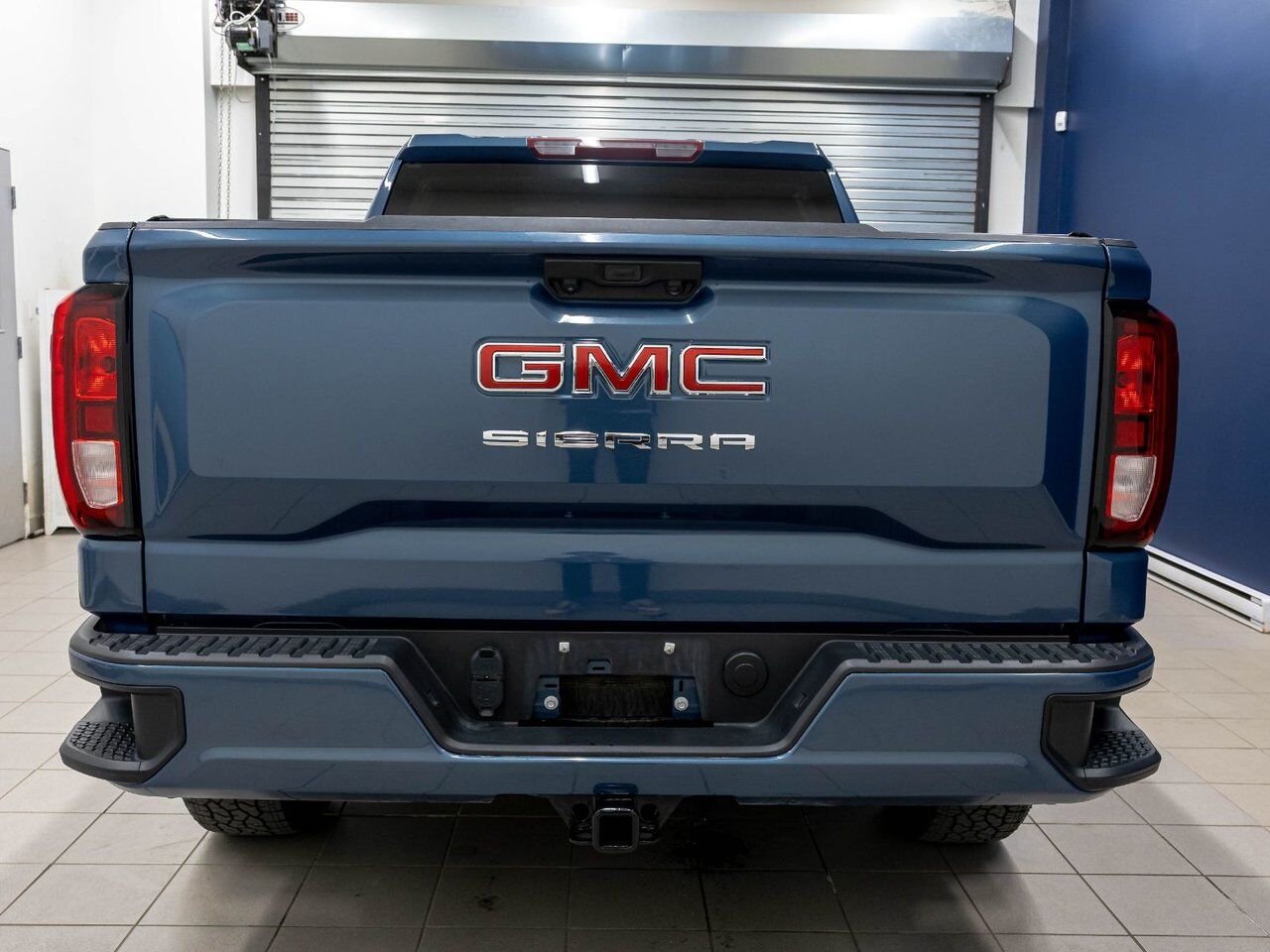 2024 GMC Sierra 1500 PRO X31 CREW 4X4 V8 *ÉDITION GRAPHITE* BEDLINER Grey Saint-Jérôme - photo #5