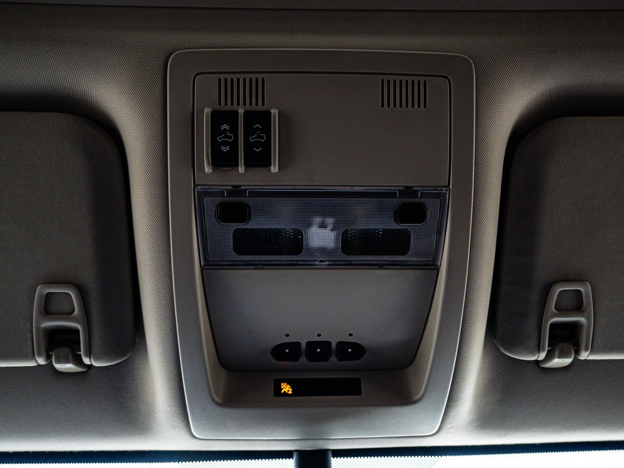 2009 Chevrolet Silverado 1500 4WD Crew Cab 143.5 LTZ White Sherwood Park - photo #25