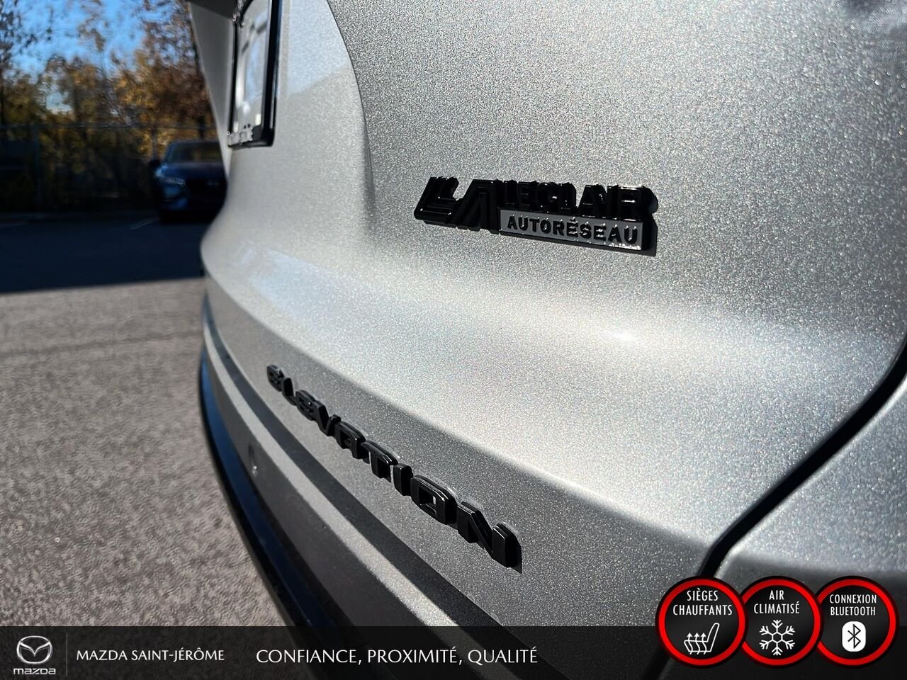 2025 GMC Terrain Grey Saint-Jérôme - photo #8