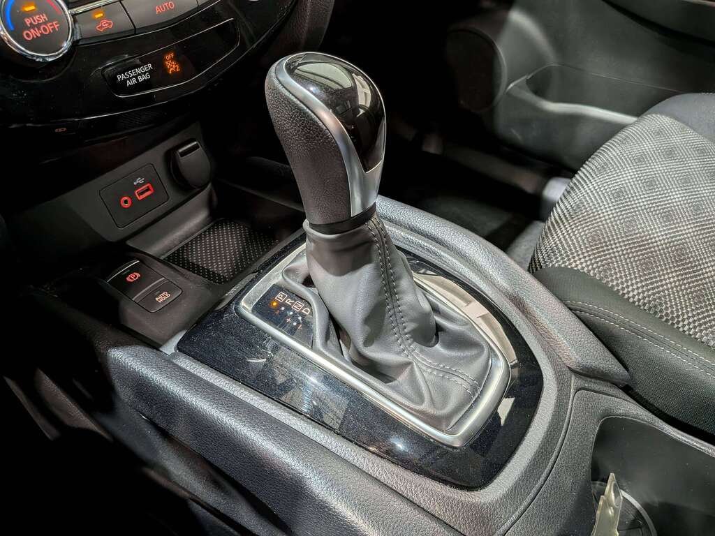 Nissan Qashqai FWD SV CVT 2021 Blanc Val-David - photo #28