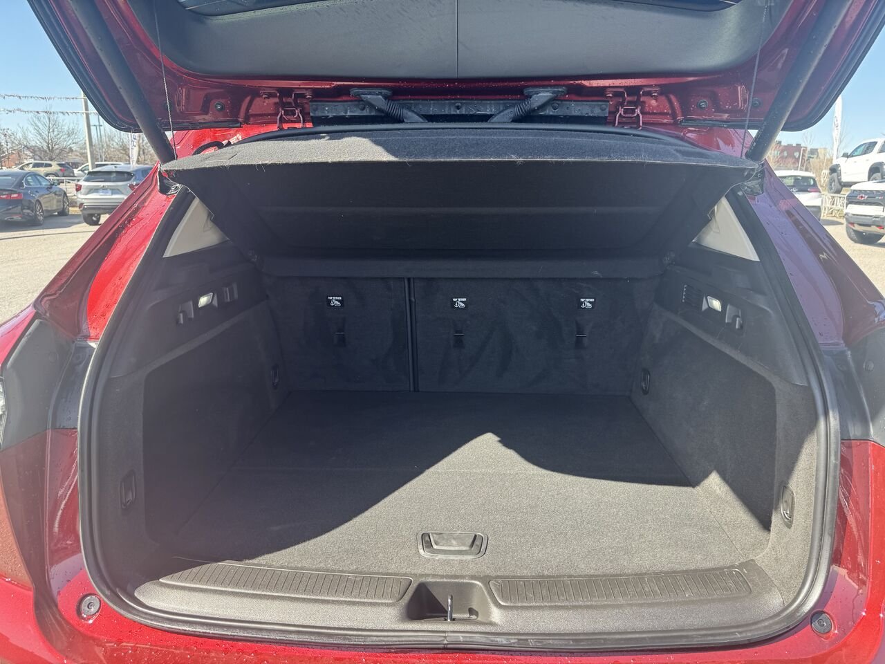 BUICK ENVISION AVENIR Avenir 4 portes TI 2023 Rouge Ottawa & Gatineau - photo #12