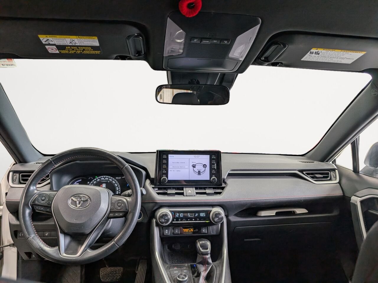2021 Toyota RAV4 Prime JTMGB3FV0MD024326 White Sherbrooke - photo #17