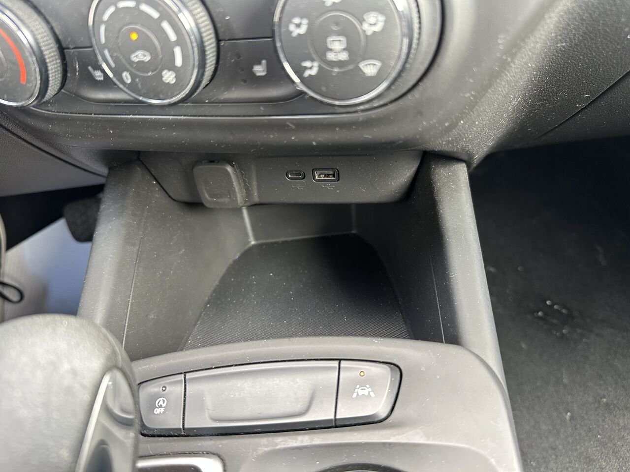 CHEVROLET TRAX 1RS 1RS 4 portes TA 2024 Gris Gatineau - photo #10