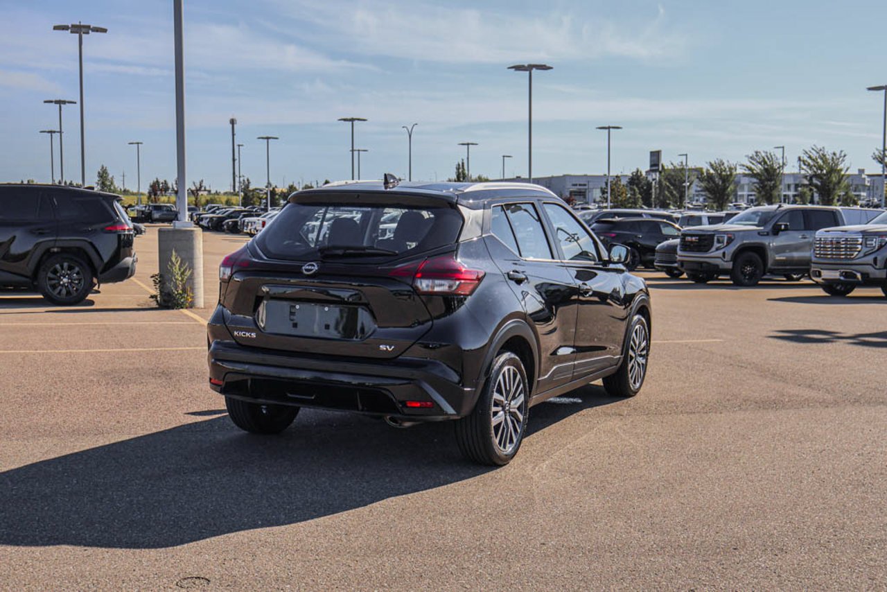 2024 Nissan Kicks SV FWD Black Sherwood Park - photo #17