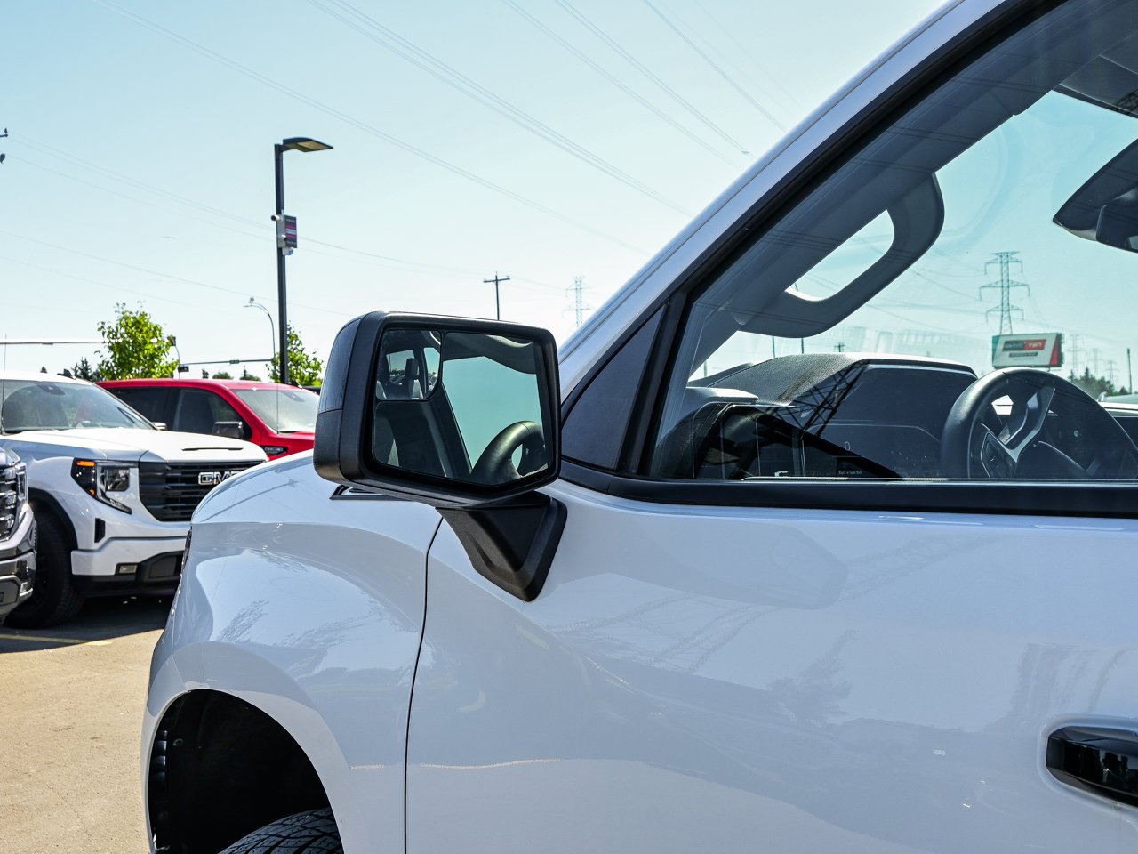 2025 Chevrolet Silverado 1500 4WD Crew Cab 147 LT Trail Boss White Sherwood Park - photo #6