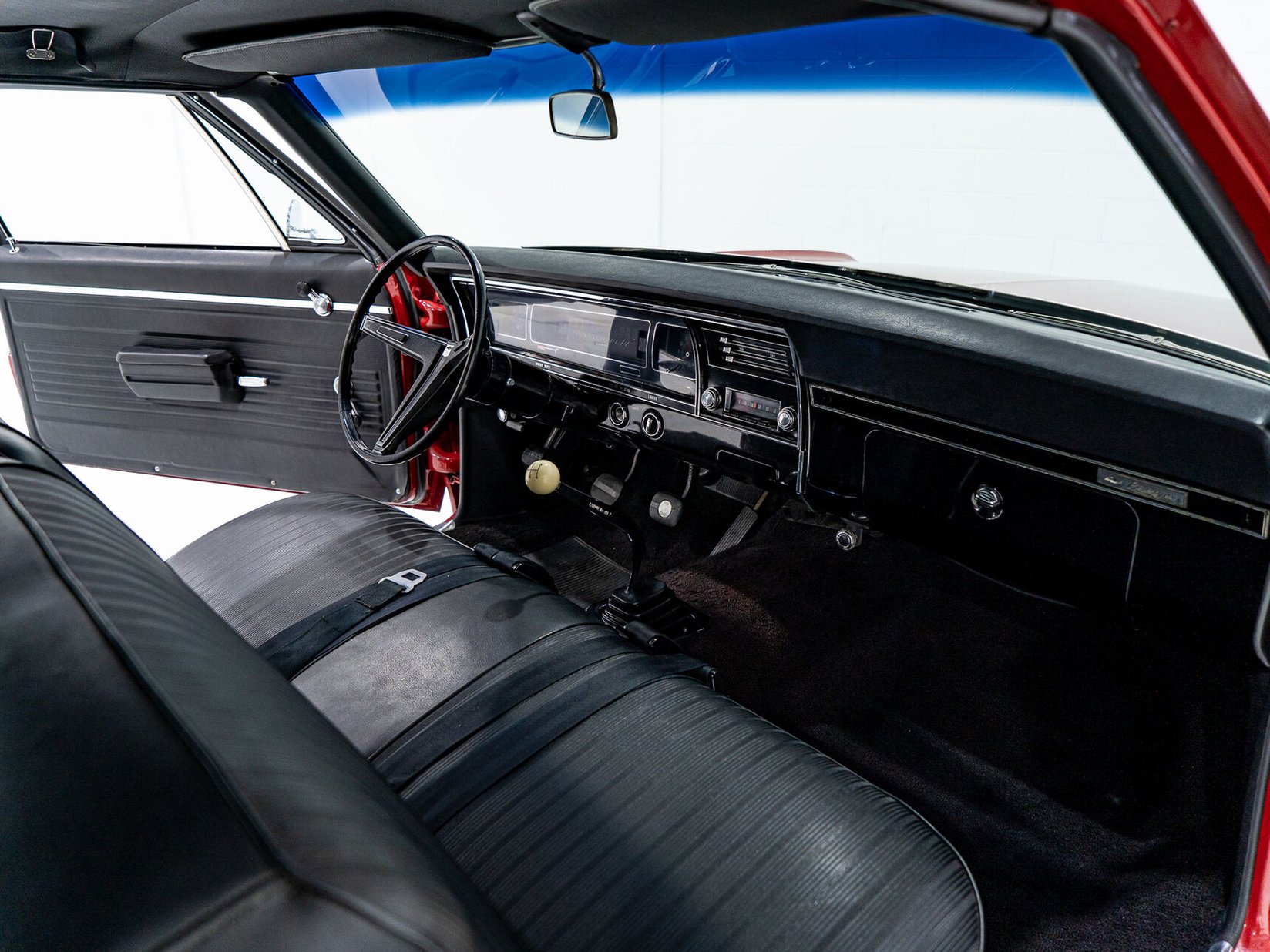 Chevrolet Biscayne **PRIX EN USD** L36 4 speed GM Canada paperwork 1968 Rouge Montréal - photo #54