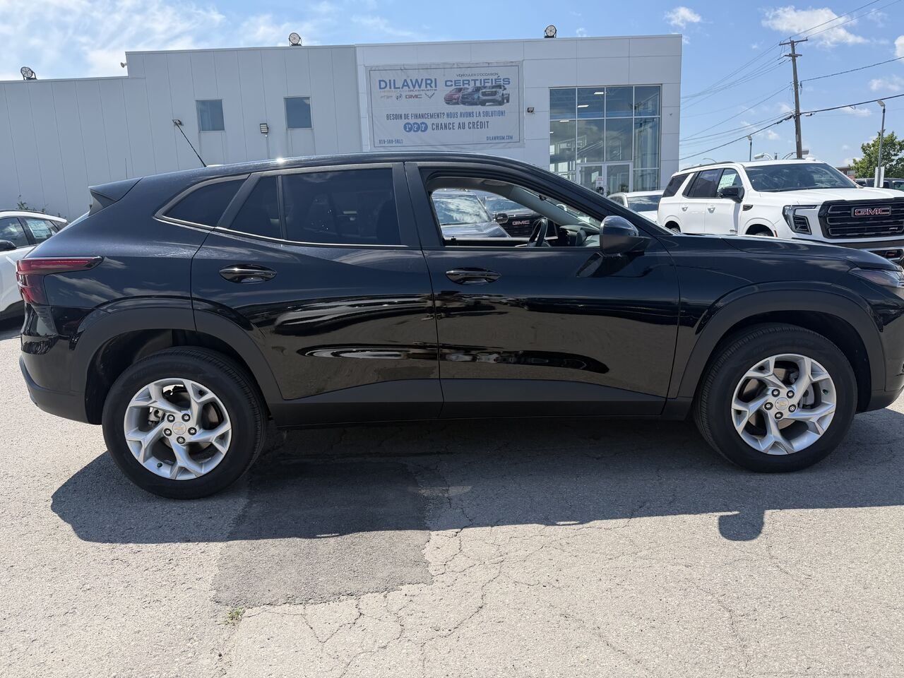 CHEVROLET TRAX LS Traction avant 4 portes LS 2024 Noir Gatineau - photo #12