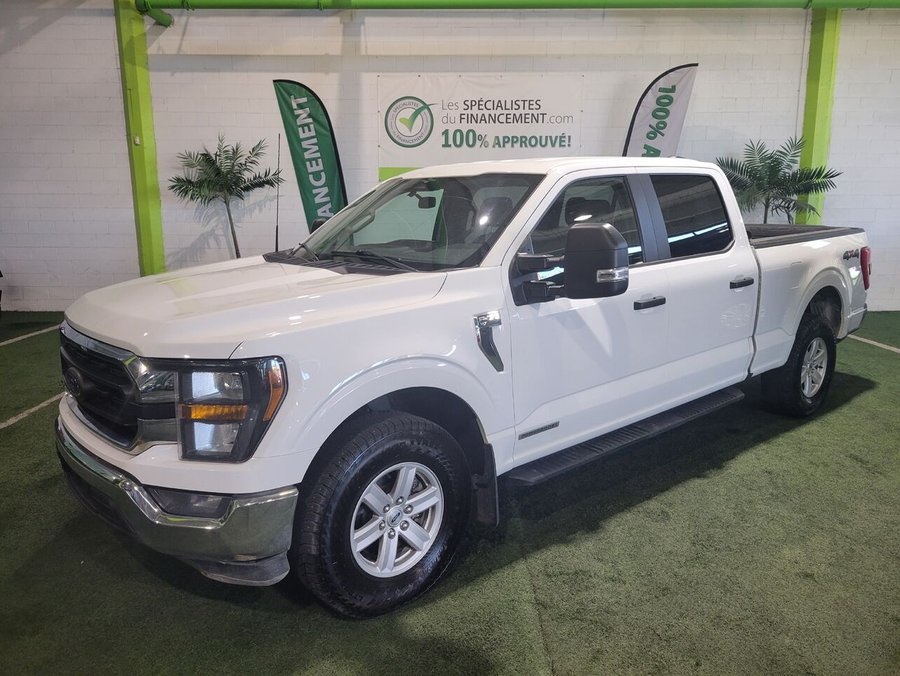 Ford F-150 LARIAT cabine SuperCrew 4RM caisse de 5,5 pi 2023 Blanc