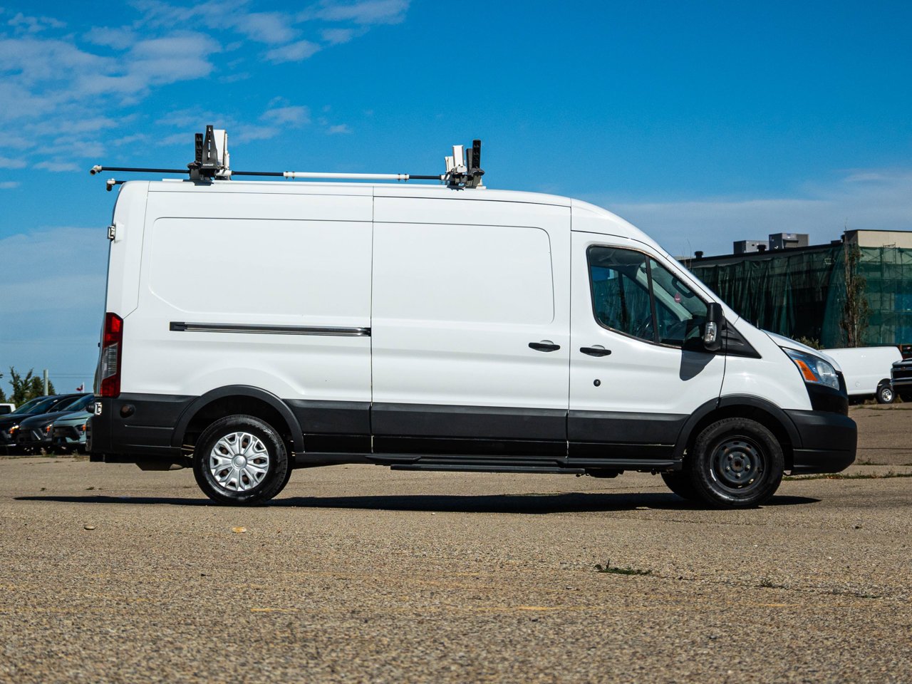 2017 Ford Transit Cargo Van T-250 148 Med Rf 9000 GVWR Sliding RH Dr White Sherwood Park - photo #14