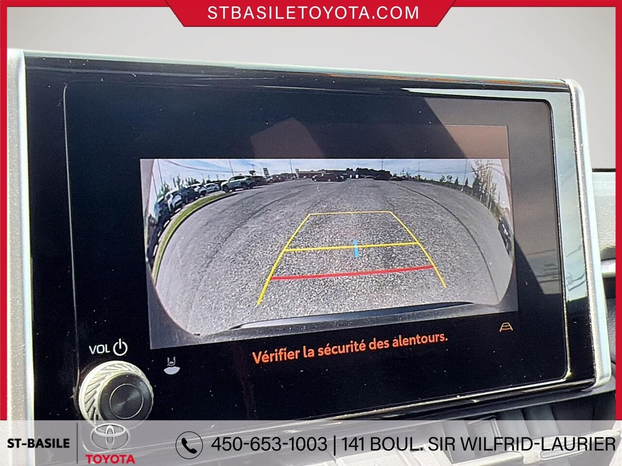 TOYOTA RAV4 2024 Noir minuit métallisé Saint-Basile-le-Grand - photo #18