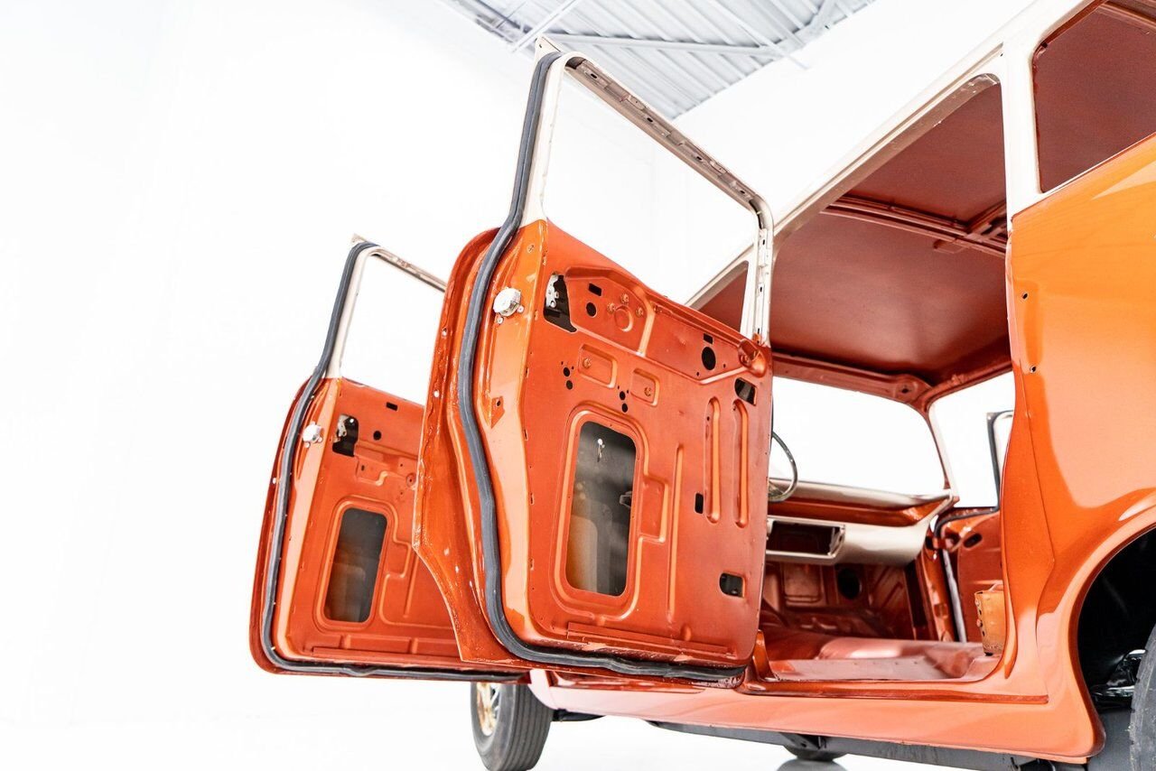Chevrolet Bel Air PRIX EN USD | Project Wagon Completely Restored Shell 1957 Montréal - photo #24