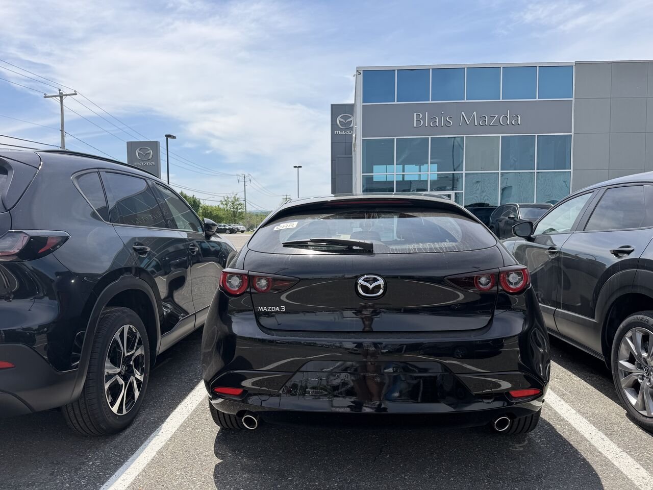 MAZDA Mazda3 Sport 2026 Noir de jais mica Ste-Marie - photo #3