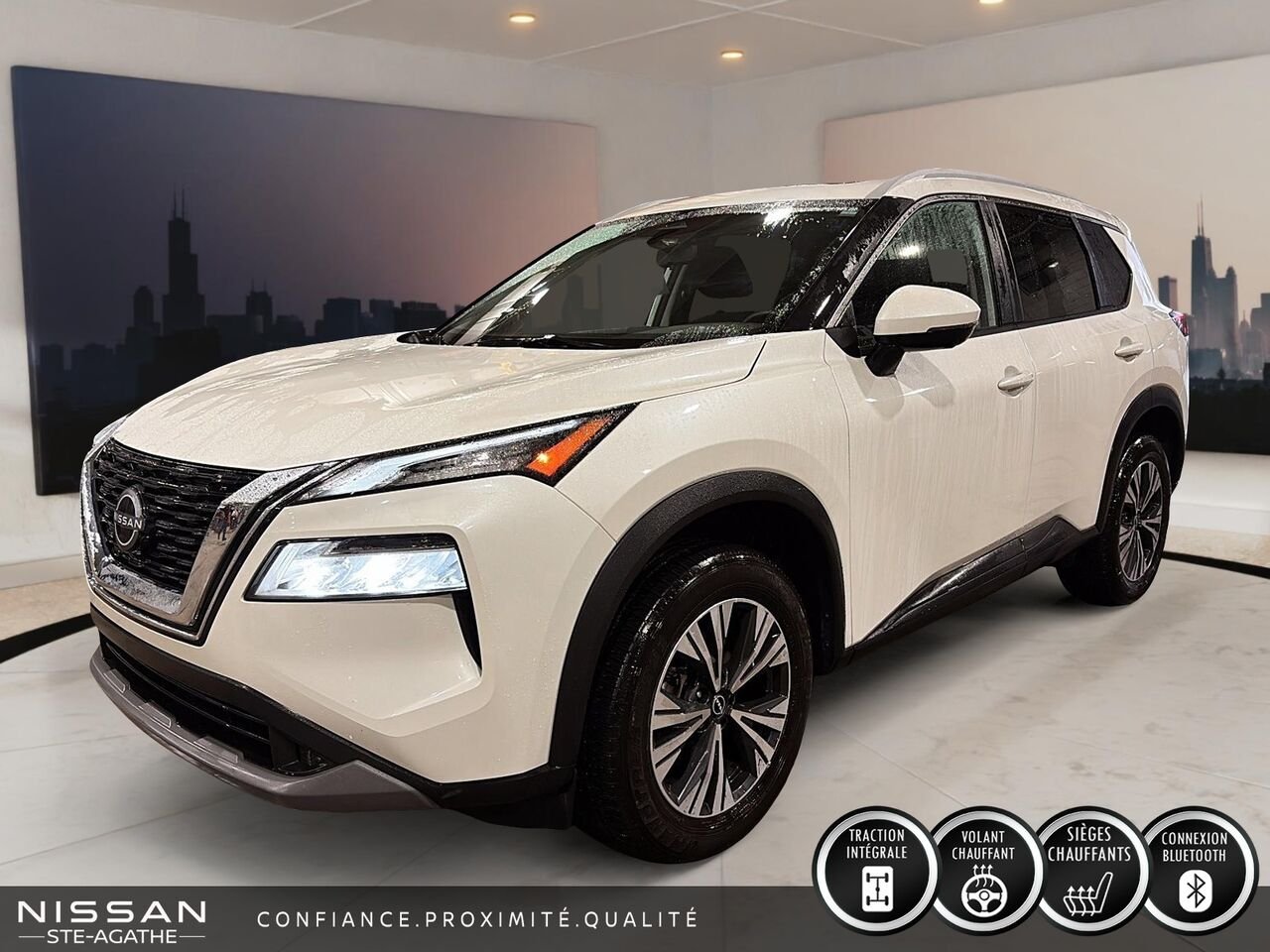 Nissan Rogue SV TI avec ensemble toit ouvrant 2023 Blanc Saint-Jérôme - photo #0