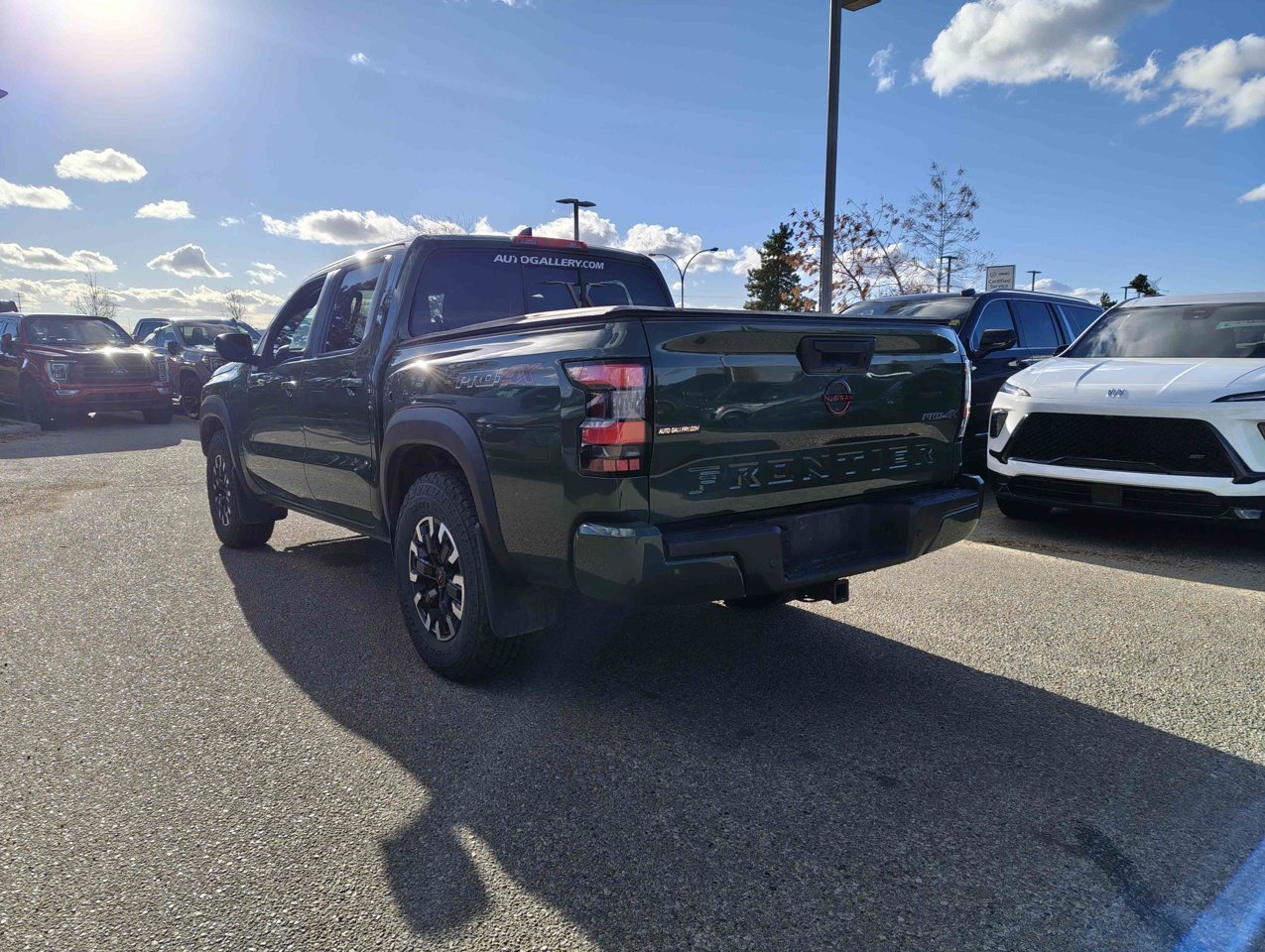 2022 Nissan Frontier Crew Cab PRO-4X Standard Bed 4x4 Tactical Green Metallic Sherwood Park - photo #3