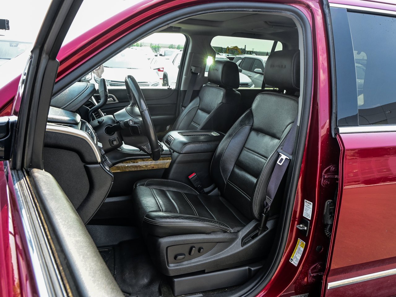 2017 GMC Yukon 4WD 4dr Denali Red Sherwood Park - photo #15