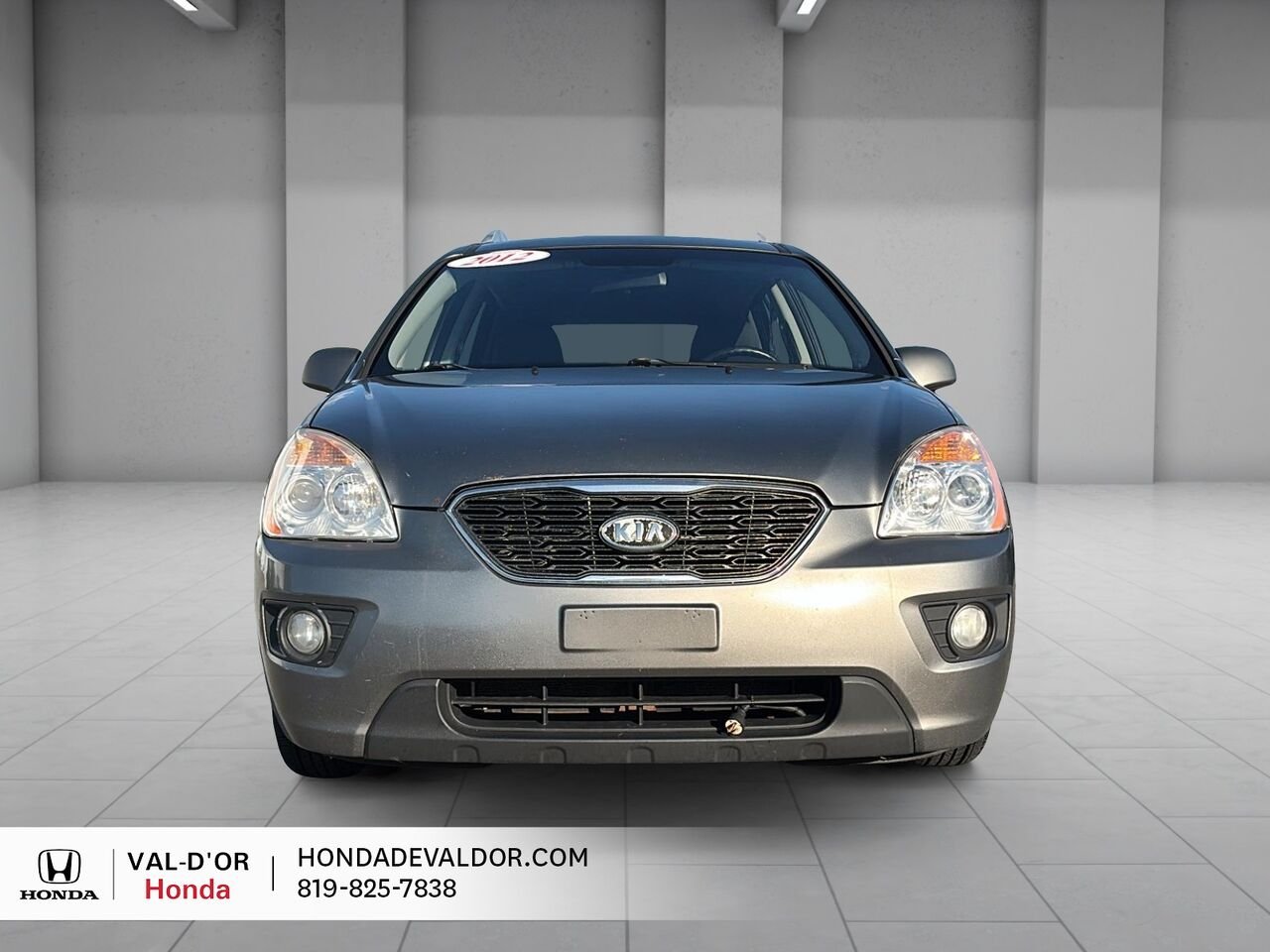 2012 Kia Rondo Familiale 4 portes, 4 cyl. en ligne, EX Silver Val-d'Or - photo #1