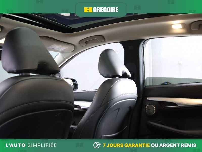 2021 Infiniti QX50 Black Saint-Eustache - photo #25