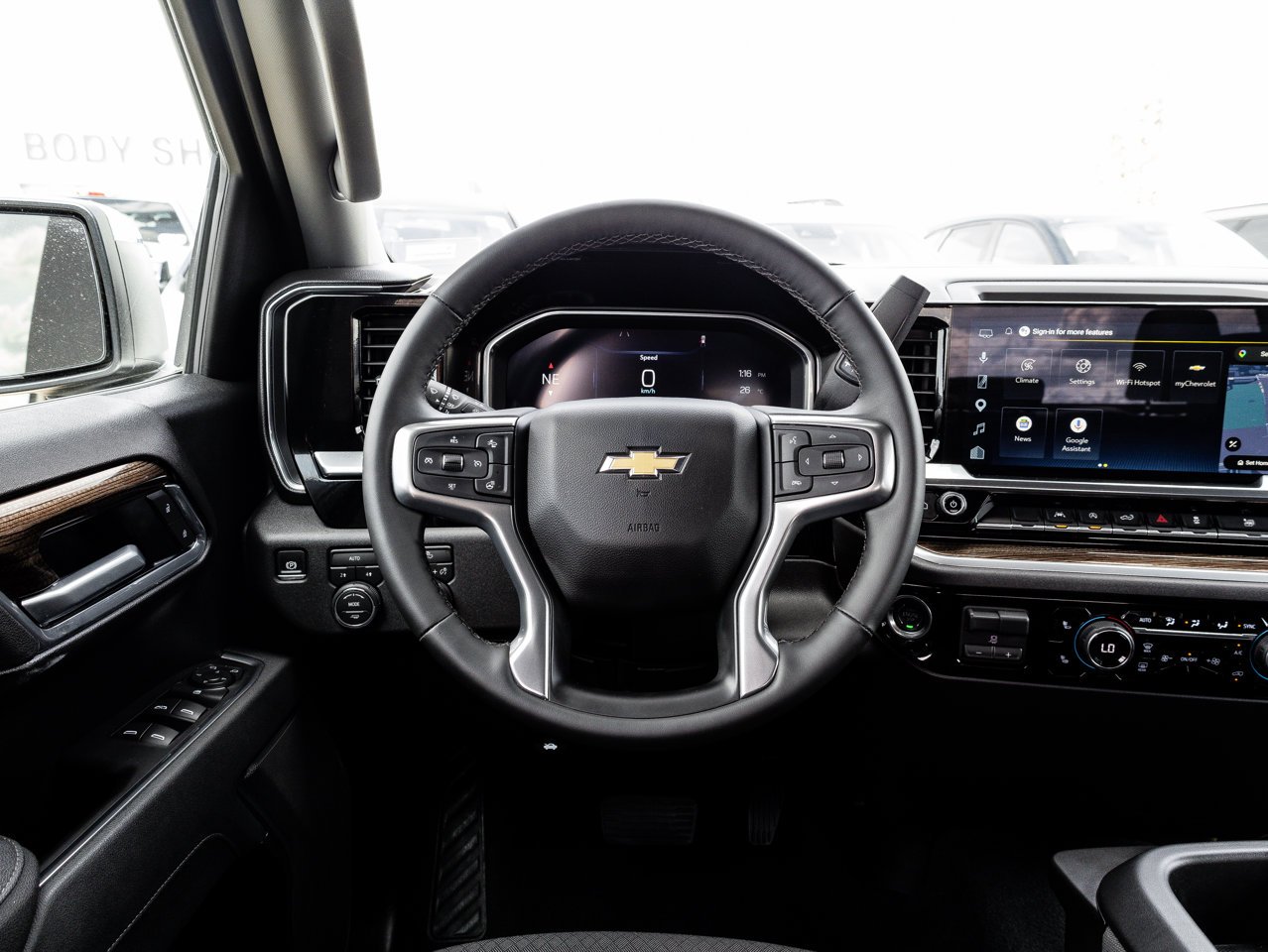 2026 Chevrolet Silverado 1500 4WD Crew Cab 147 LT White Sherwood Park - photo #19