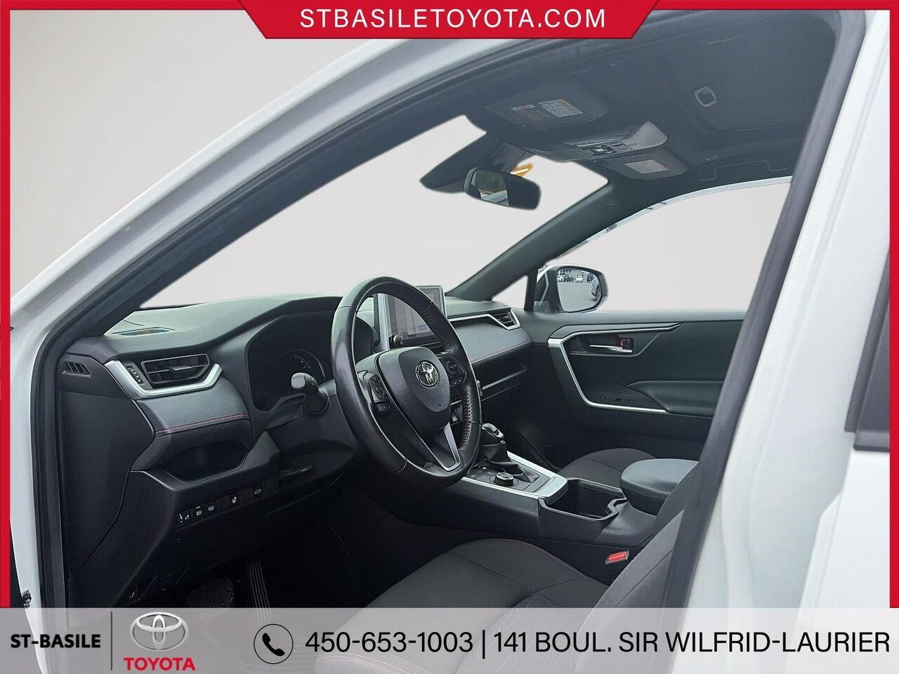 TOYOTA RAV4 PRIME 2023 Blanc Saint-Basile-le-Grand - photo #10