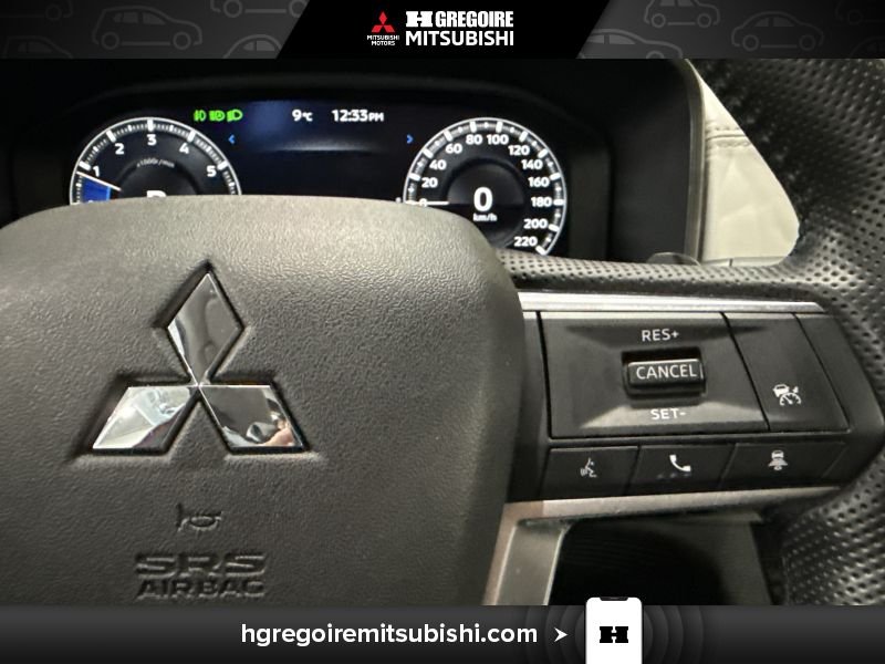 2024 Mitsubishi Outlander Red Laval - photo #22