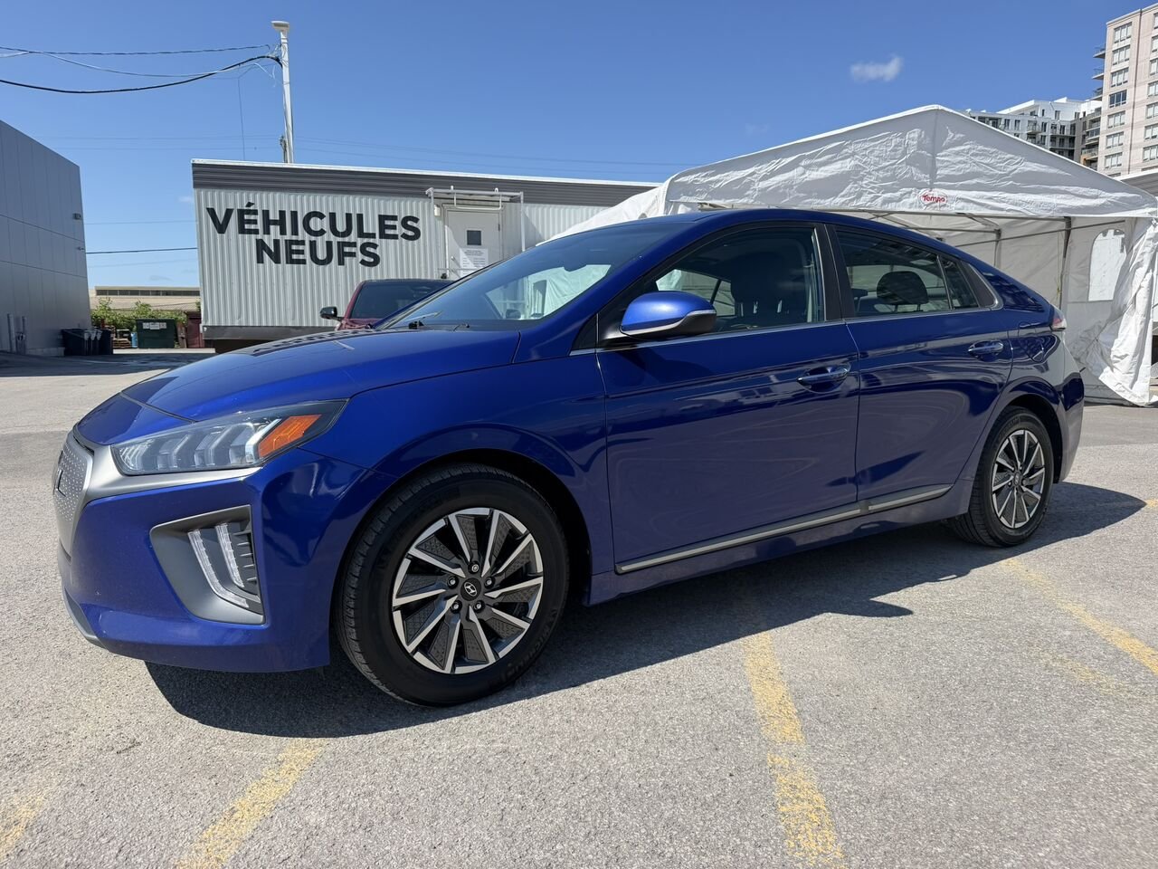 2021 Hyundai Ioniq Electric Ultimate Blue Laval - photo #0