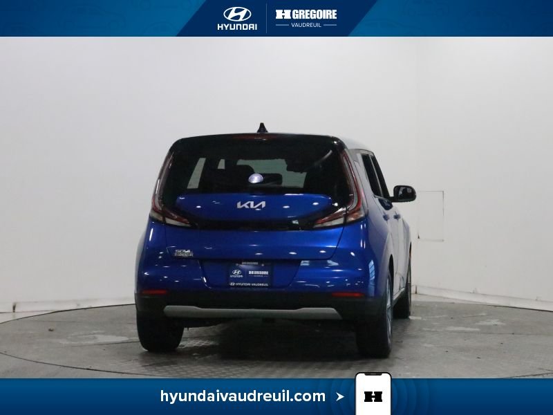 2023 Kia Soul Blue Vaudreuil-Dorion - photo #10
