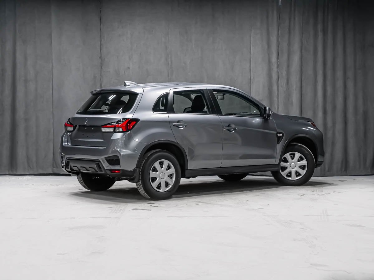 2026 Mitsubishi RVR ES Titanium Grey Montreal - photo #5