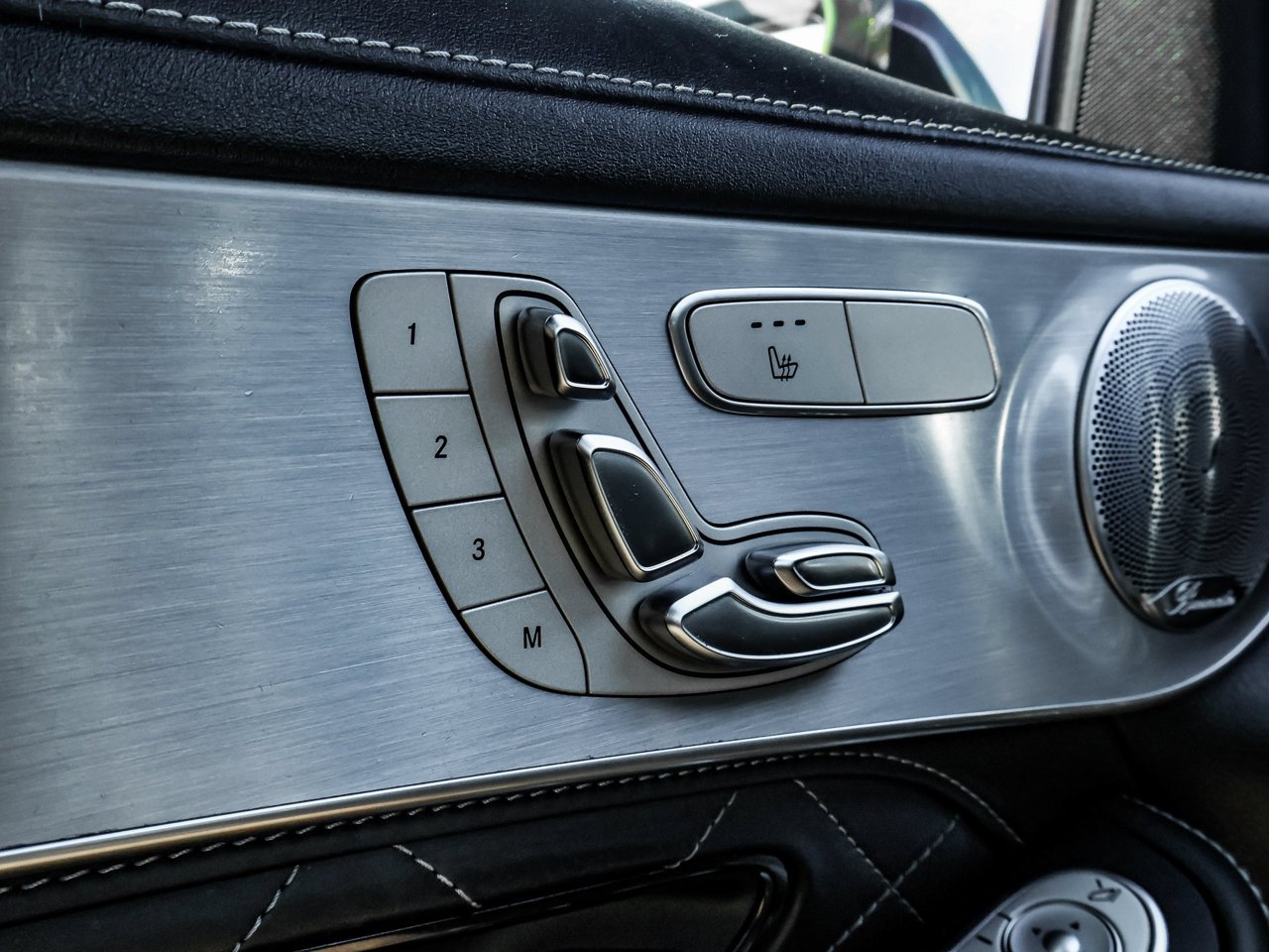 2019 Mercedes-Benz GLC AMG GLC 63 S 4MATIC+ SUV designo Diamond White Sherwood Park - photo #18