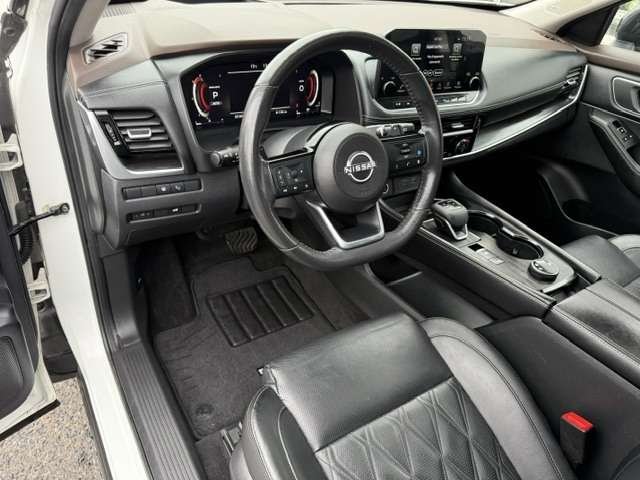 2023 Nissan Rogue White Saint-Basile-le-Grand - photo #7