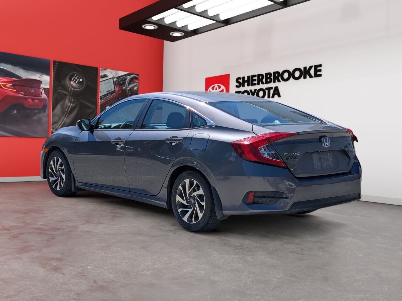 Honda Civic Berline SE/SIÈGES CHAUFFANTS/AC/BLUETOOTH/CAMERA DE RECUL 2018 Gris Sherbrooke - photo #4