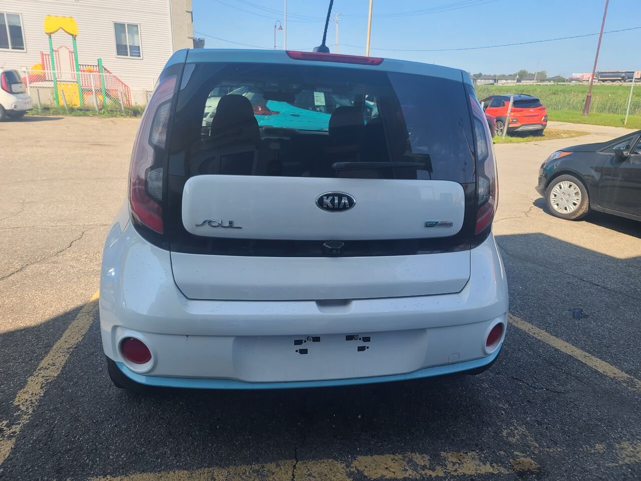 2018 Kia Soul EV White  - photo #3