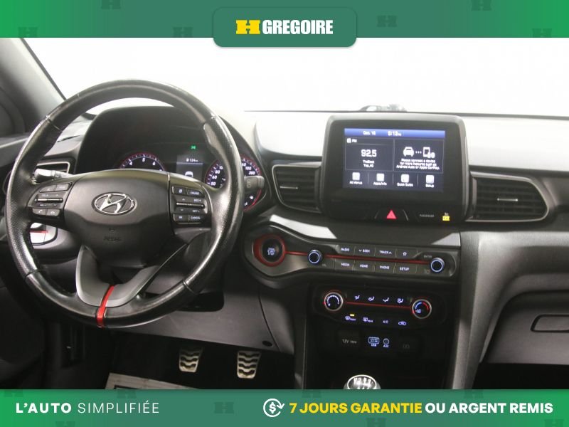 2019 Hyundai Veloster White Blainville - photo #17
