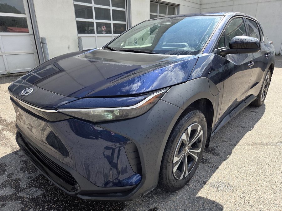 TOYOTA BZ4X LE FA 20 2023 Bleu