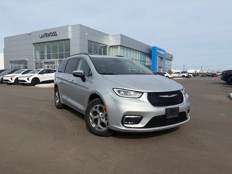 2023 Chrysler Pacifica Limited AWD 3.6L 7 Passenger | Panoramic Sunroof Grey