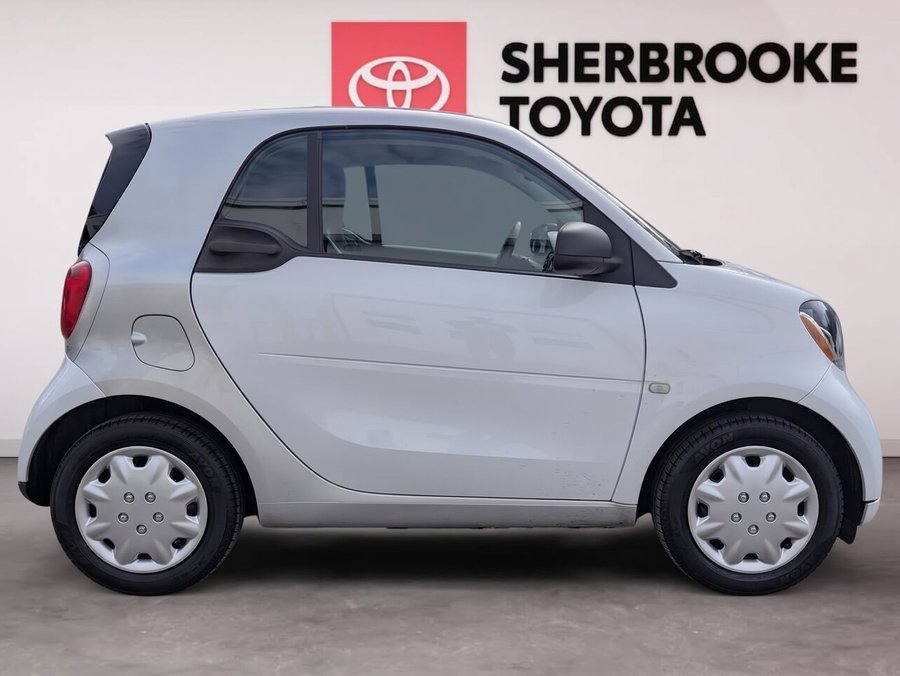 smart fortwo PURE/SIÈGES CHAUFFANTS/AC/BLUETOOTH/SIÈGES EN CUIR 2016 Blanc