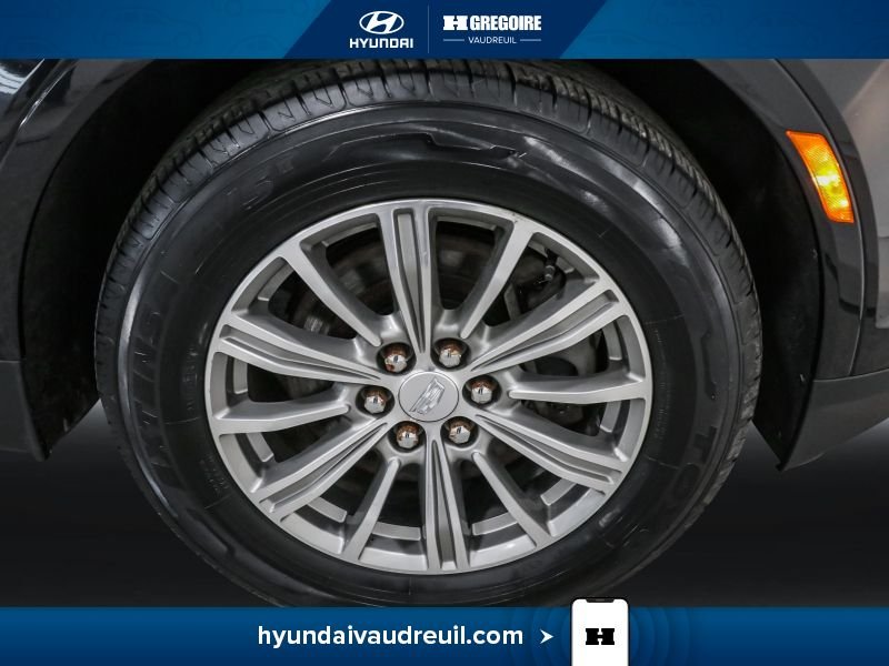 2018 Cadillac XT5 Black Laval - photo #37