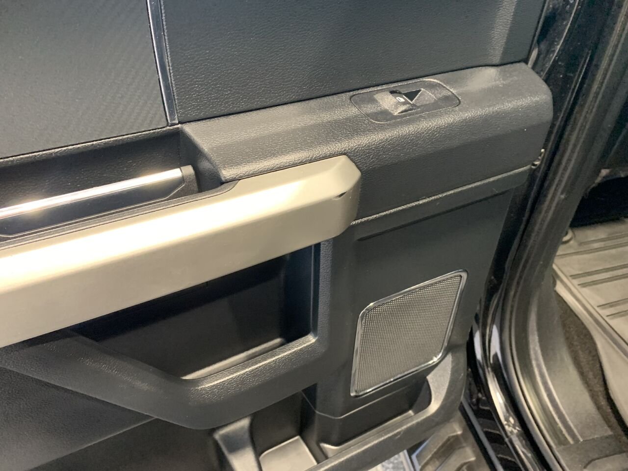 2020 Ford F-150 LARIAT Black Châteauguay - photo #28