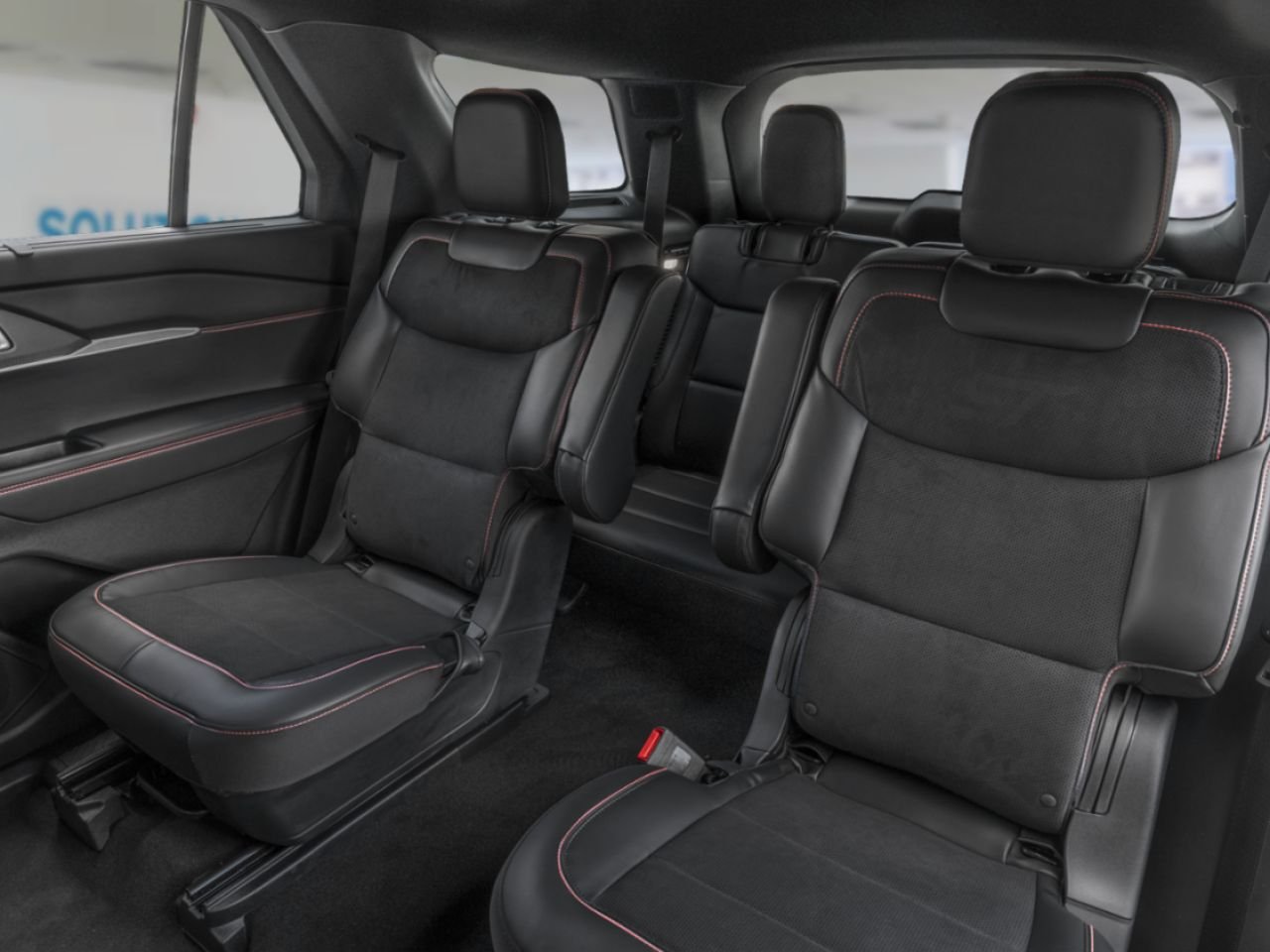 2026 Ford Explorer Carbonized Grey Metallic Châteauguay - photo #9