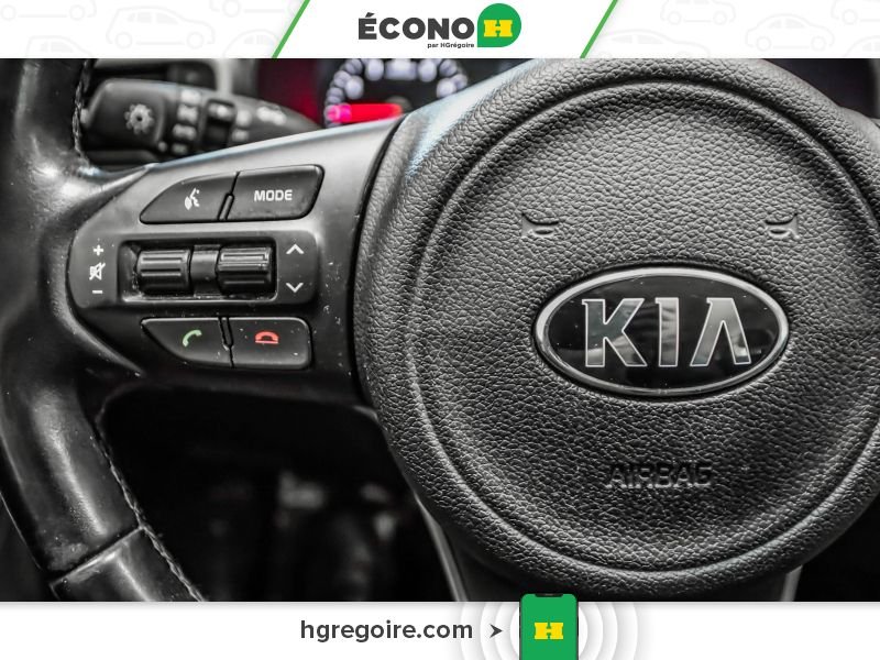 2016 Kia Sorento Red Laval - photo #12