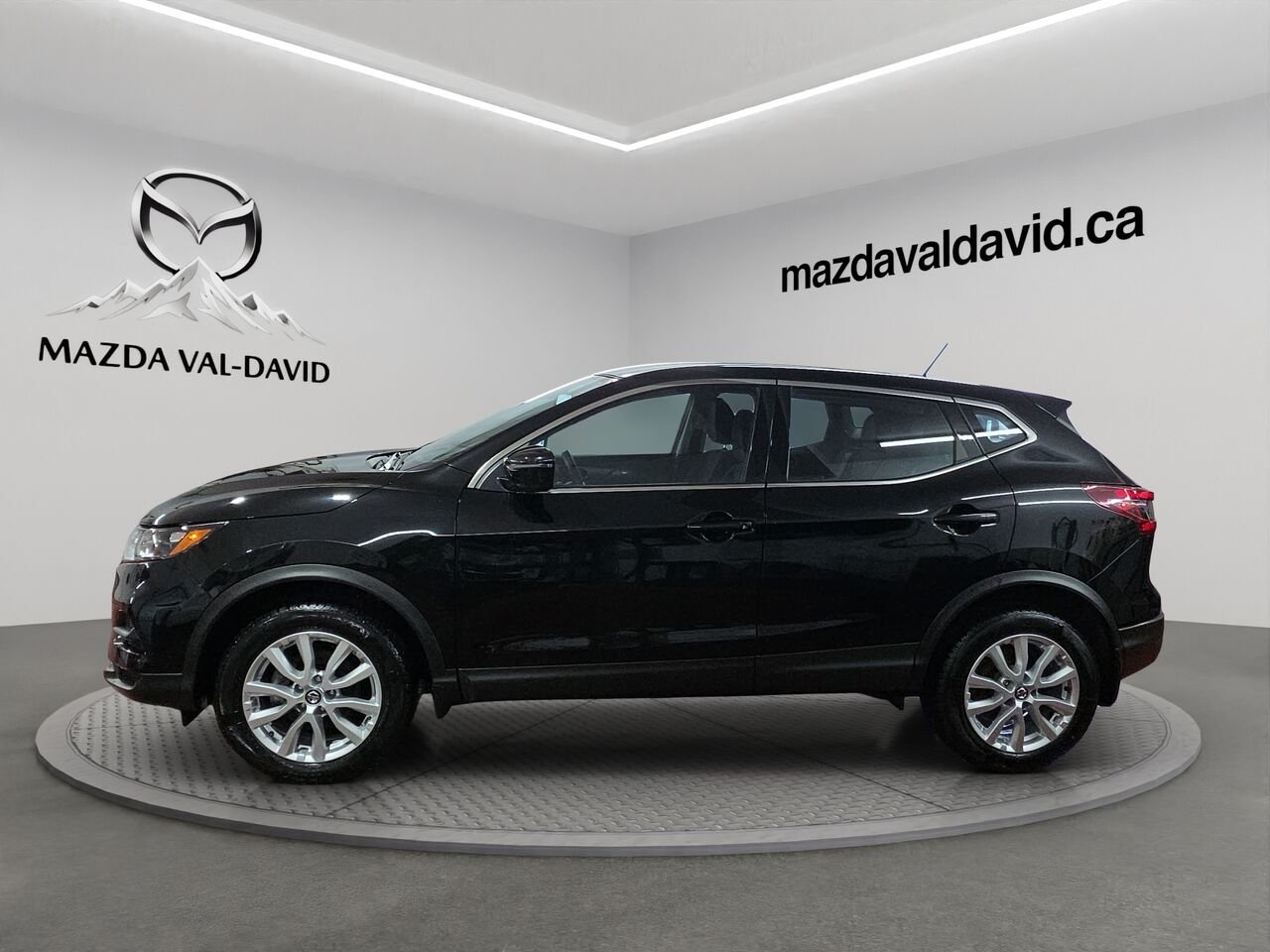 Nissan Qashqai S TA CVT, Cruise control, commande audio au volant, détecteur d'angles morts 2023 Noir Val-David - photo #1