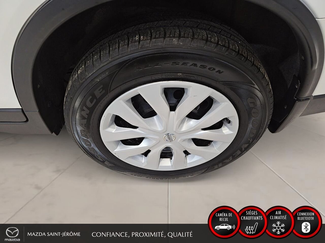 2017 Nissan Rogue AWD | 99 533 KM | CAMÉRA DE RECUL | GROUPE COMMODITÉ White Saint-Jérôme - photo #10
